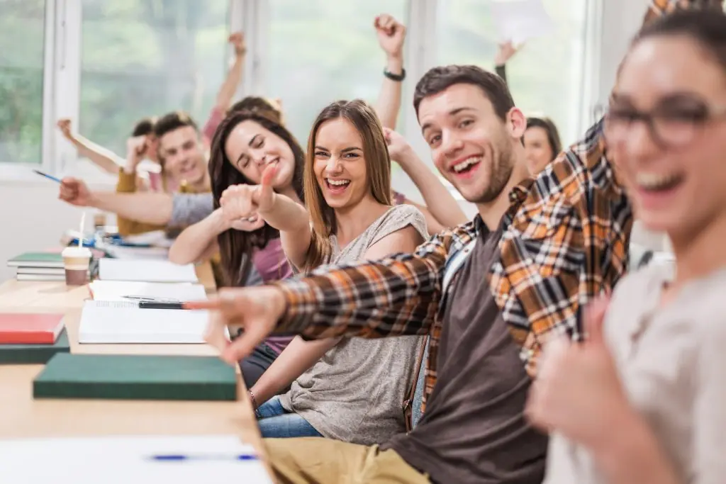 Inlingua Baku classroom