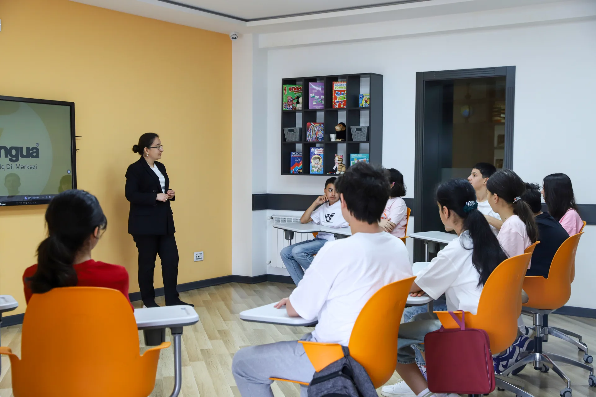How to Choose an English Course in Baku (2026 Guide)